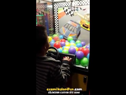 Hayatın Kısa Bir Fragmanını Yaşayan Küçük Koniçiva