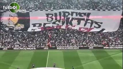 Beşiktaş tribününde ‘Akıllı ol’ pankartı