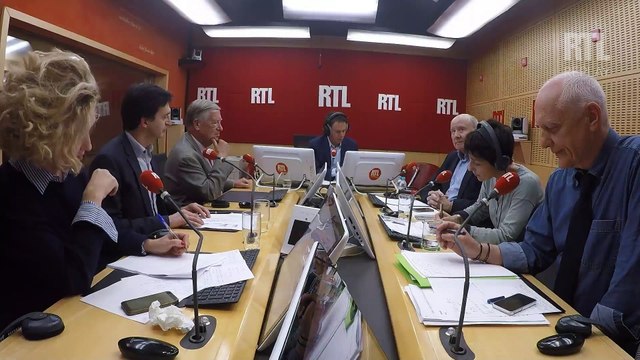 Présidentielle 2017 : ce soir je penserai à ma mère s'est confié François Hollande au micro de RTL