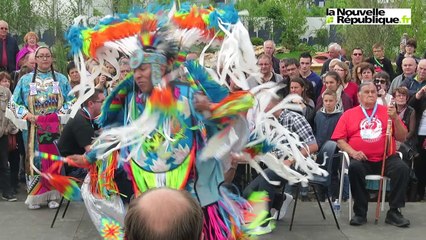 VIDÉO. Tours : danses amérindiennes à la Foire