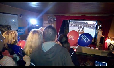 La joie au QG d'En Marche à Bourg-lès-Valence