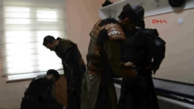 Bilecik Ertuğrul Gazi Türbesi'nde Alp Kıyafetli Askerlerden 'Saygı' Nöbeti