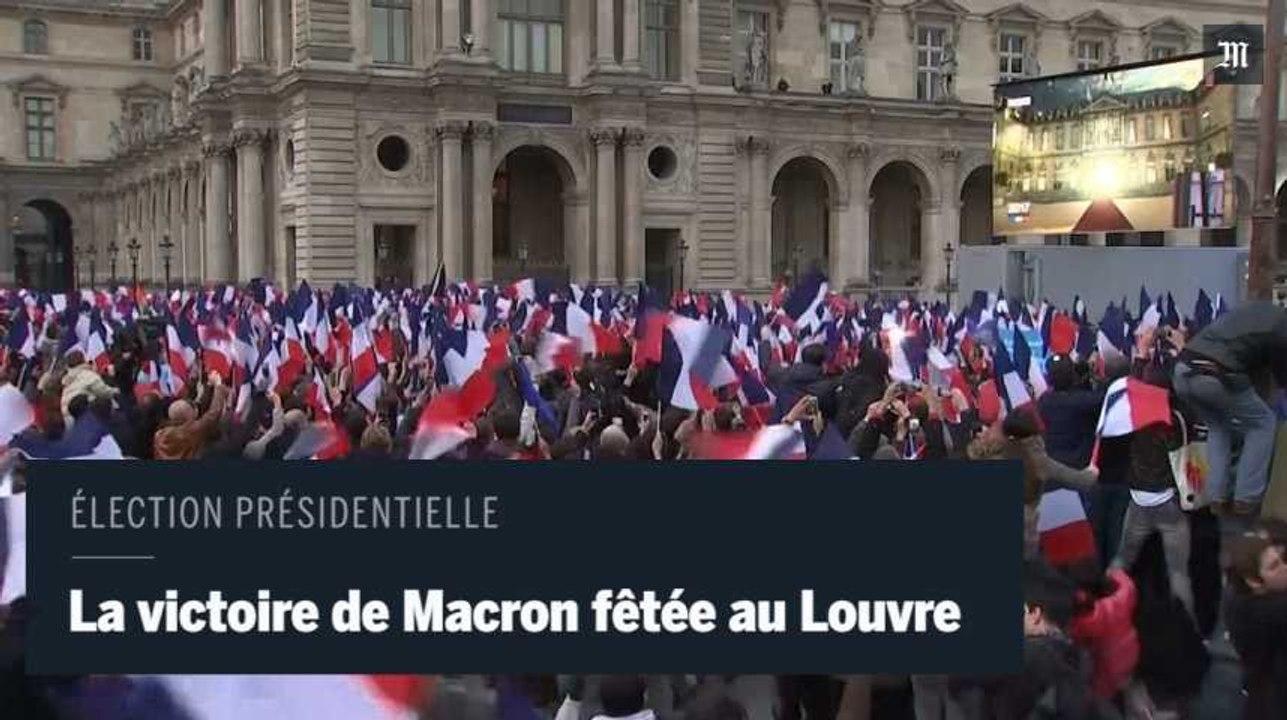 Présidentielle 2017 : les partisans d’Emmanuel Macron en liesse au Louvre