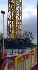 Konya'da bir lunaparktaki "Adrenalin Kule" adı verilen eğlence aracının halatının kopması sonucu 10 kişi yaralandı.