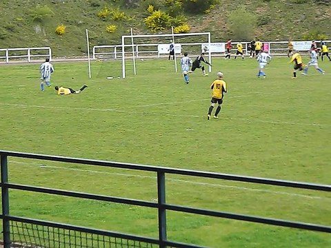 BUT DE JULIEN COFFINET le 7/05/17 contre ST MARTIN LA SAUV2