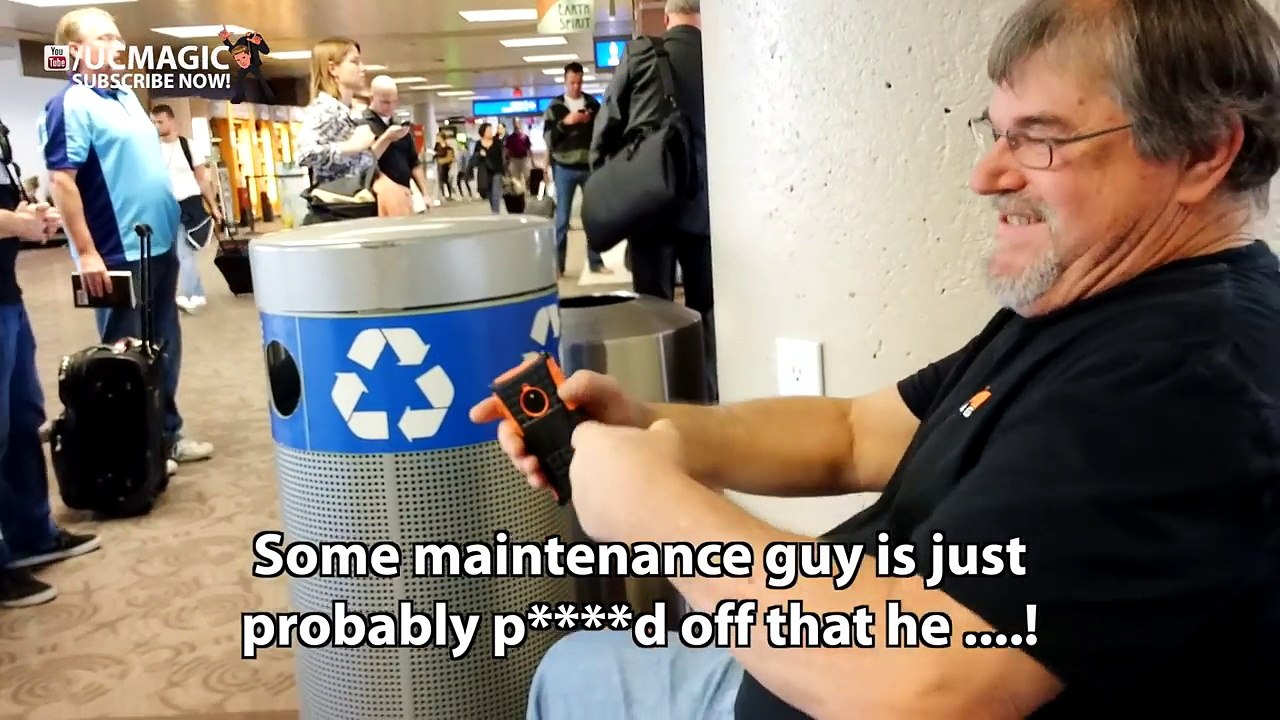 FAKE OUTLETS PRANK! (Airport Version)