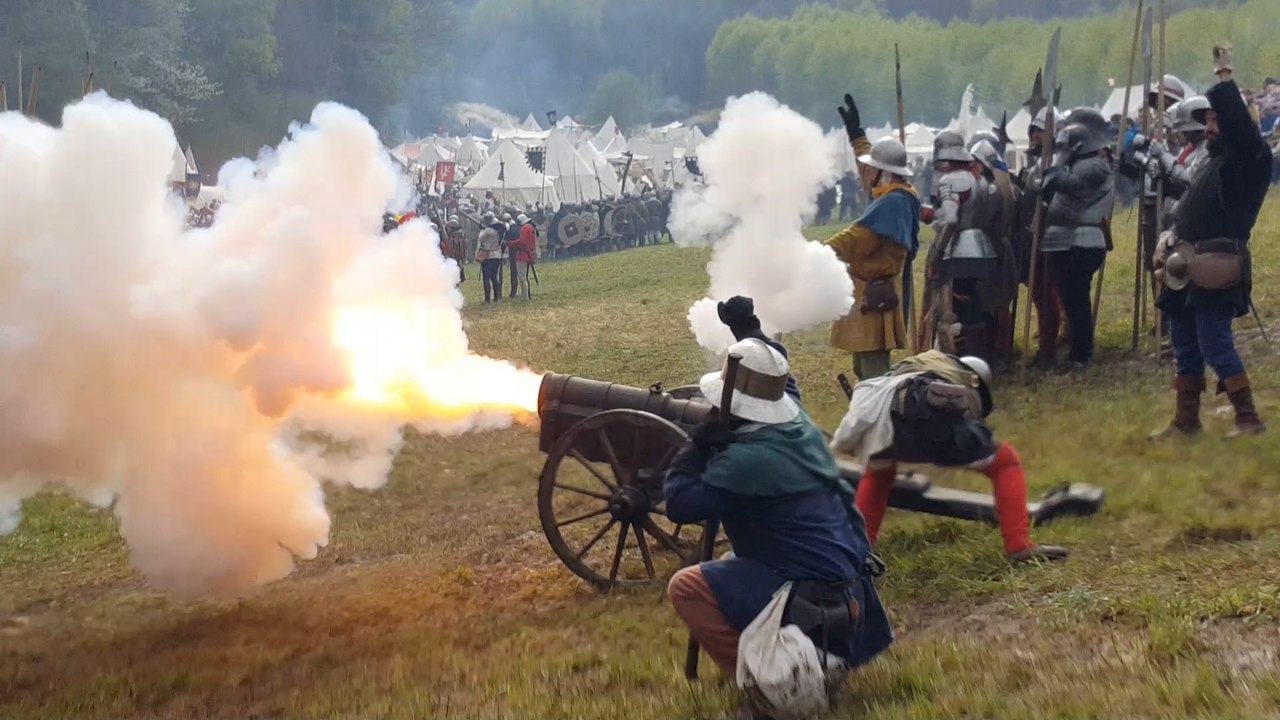 1000 COMBATTANTS EN ARMURE ! - Bataille de Libushin 2017