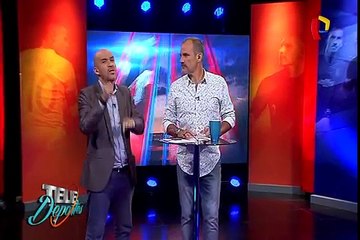 DT se rompe la camisa tras ser expulsado de partido