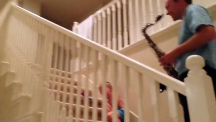 Twins Saxophone Prank-WgtSLxpw53M