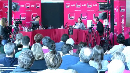 Dominique Blanc fait la lecture du texte de Jean-Pierre Vernan, "Franchir un pont"