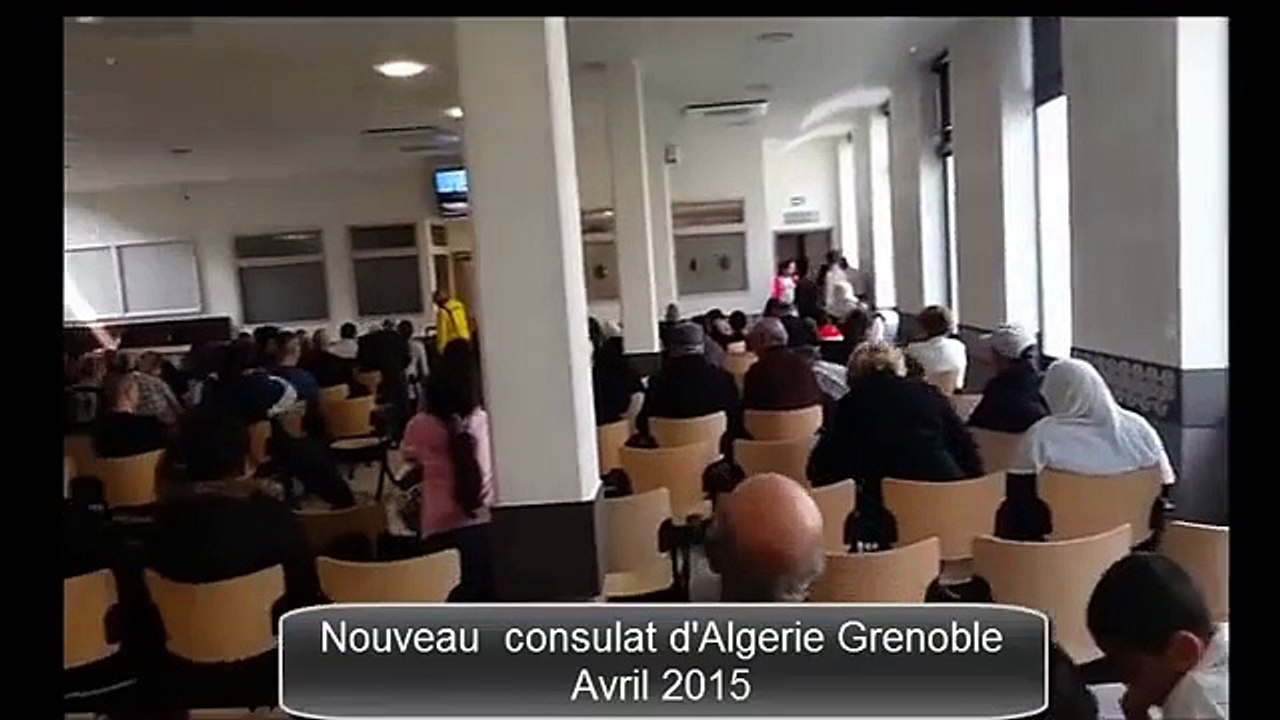 Nouveau consulat d'Algérie Grenoble ( Algérien ) Avril 2