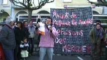 D!CI TV : Manifestation devant la mairie de Sisteron après les résultats