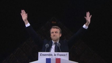 ماكرون يعد بخدمة فرنسا ويحشد لـ"أغلبية التغيير"