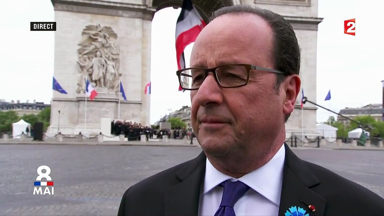 "J'ai beaucoup d'émotion à donner à Emmanuel Macron la marche à suivre", confie François Hollande après les commémorations du 8-Mai