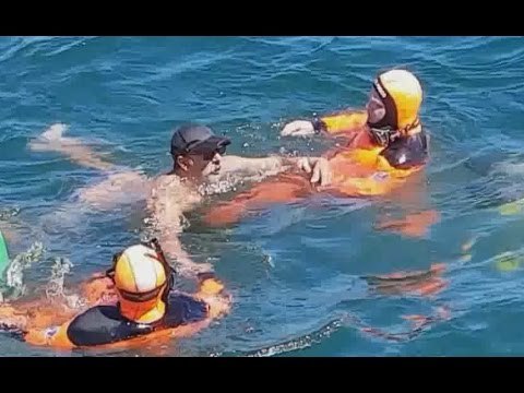 Ficarazzi (PA) - Padre e figlio rischiano di annegare, salvati (08.05.17)