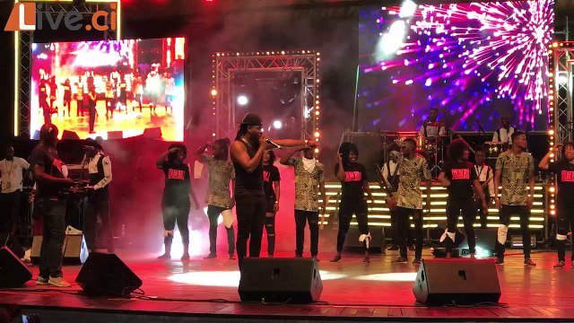 Concert Soum Bill / Denco enflamme le palais de la culture