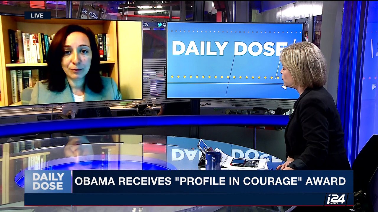 DAILY DOSE | Obama receives "Profile in Courage" Award | Monday, May 8th  2017
