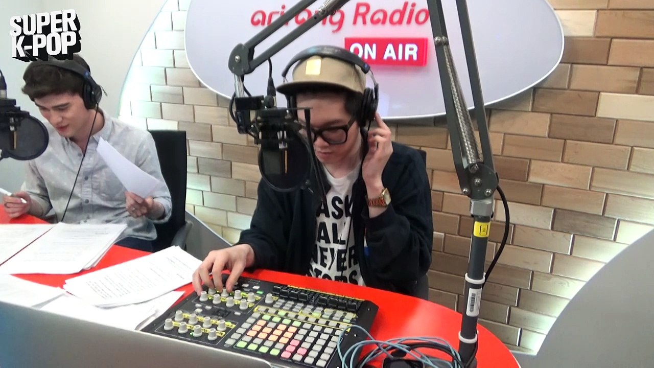 [Super K-Pop] Zee (From the Airport) - Mix