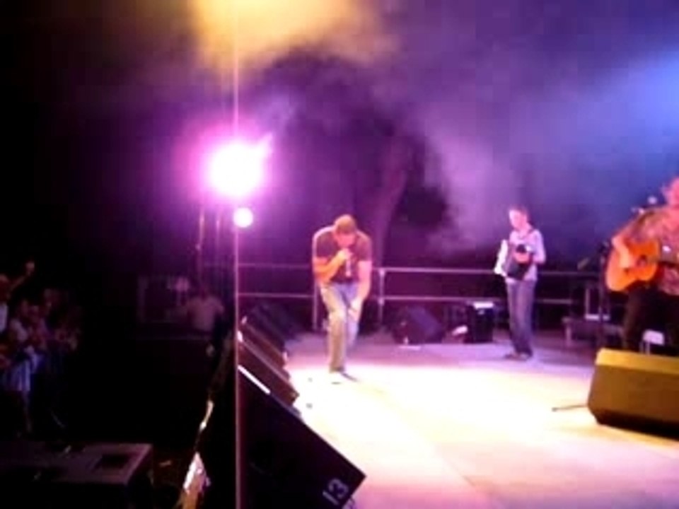 Tout le monde live Manau