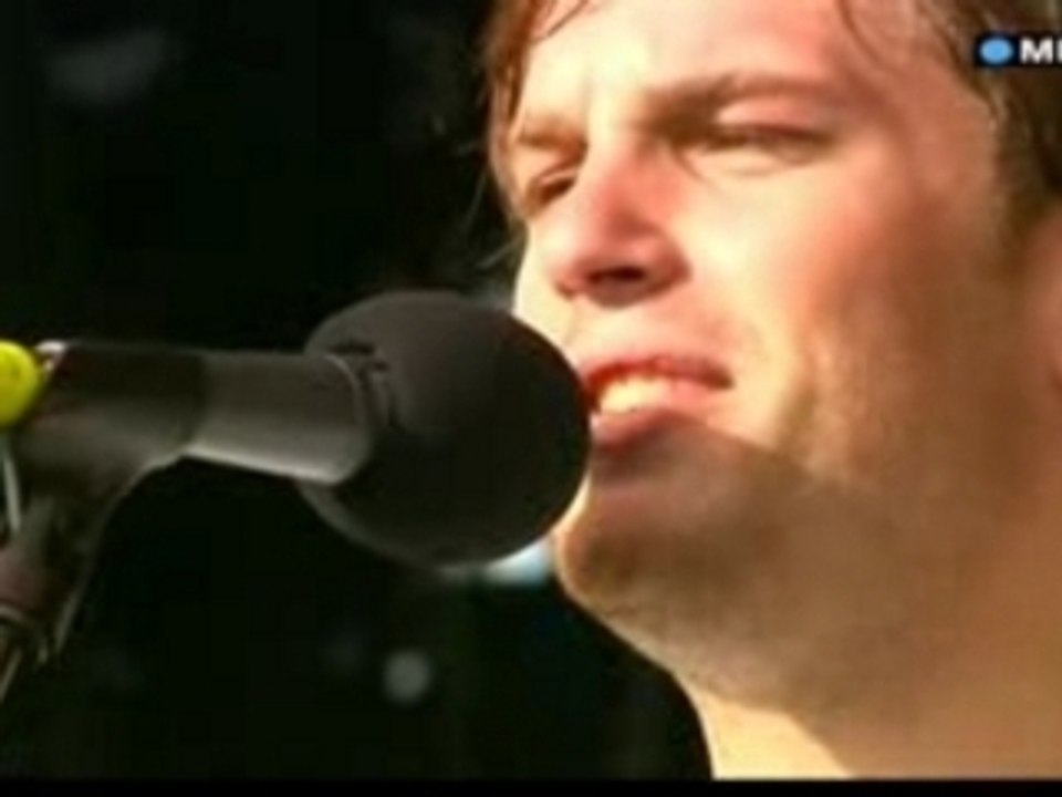 Kings Of Leon -Trani  (T in The Park)