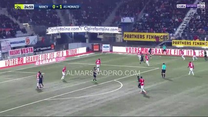 نبيل درار يتلاعب بمدافع نانسي