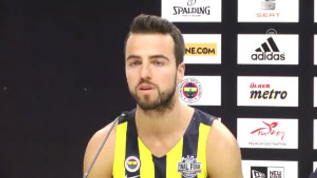 Fenerbahçe Erkek Basketbol Takımı Kaptanı Mahmutoğlu