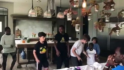 Madonna célèbre l'élection d'Emmanuel Macron en musique