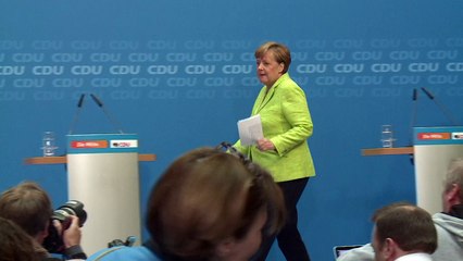 Macron, "l'espoir" pour les Français et l'Europe, dit Merkel