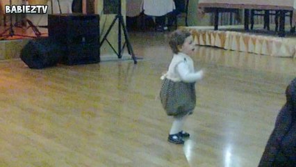 Funny Babies Dancing and Listening Music Compilation 2016 [NEW VIDEOS of 2016]