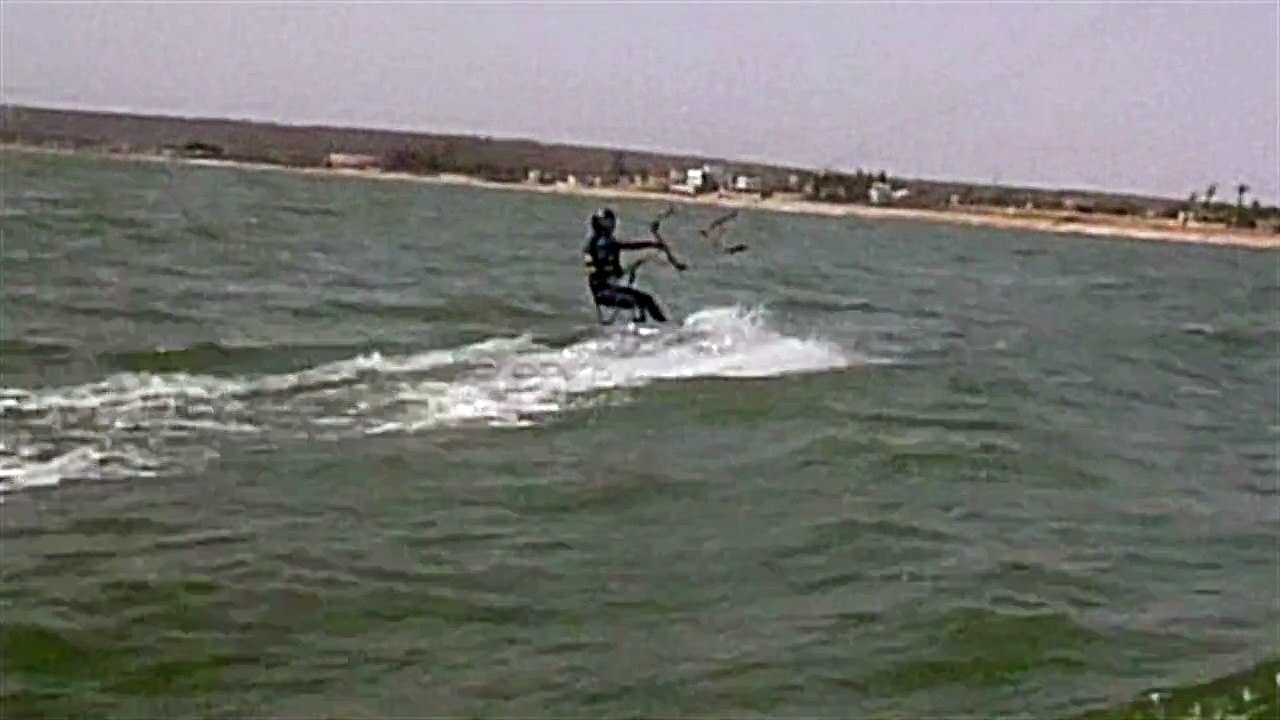 Session kitesurf à Guéréo-Sénégal Gaelle et Sébastien 5 mai 2017