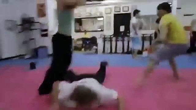 adıyaman erkek döven kız arkadaş izle