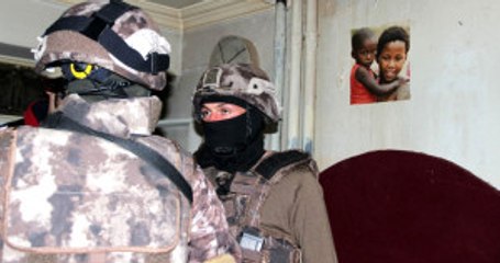 Türkiye Genelinde 11 Bin Polisle "Narko Sokak" Operasyonu