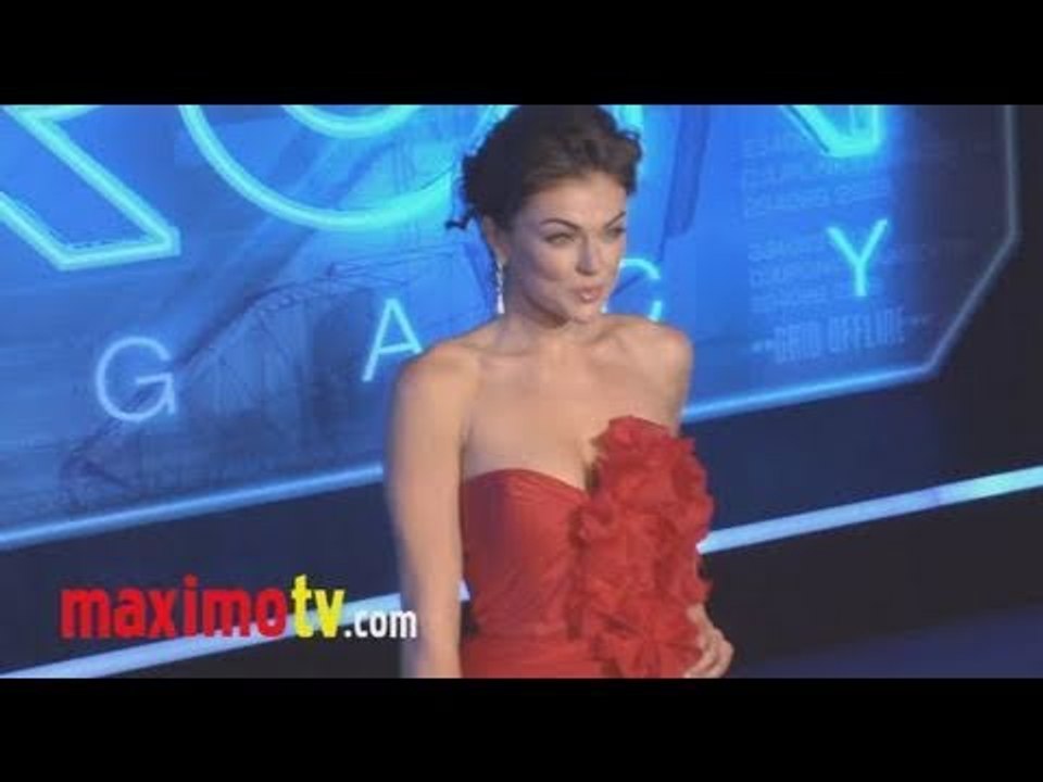 SERINDA SWAN - "TRON: Legacy" World Premiere