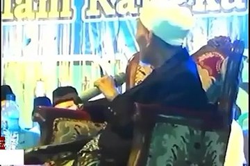 Mbah Maimoen Zubair: Orang NU Koq Tidak Mau Pancasila, Berarti Ora Pati NU