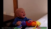funny-baby-laughing-so-cute-baby-videos-compilation-2015-fun-16