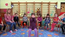 Im Keller ist es duster - Singen, Tanzen und Bewegen _ Kinderlieder-yWwrbwwrR7o