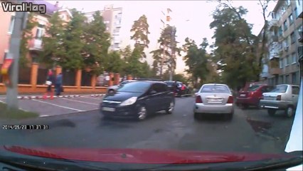 Un coup de klaxon et sa journée vire au drame... FAIL