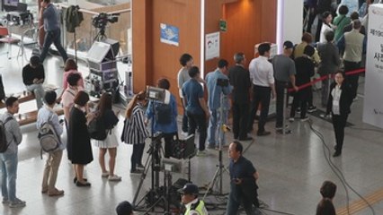 Los surcoreanos votan para remediar el fiasco del caso "Rasputina"