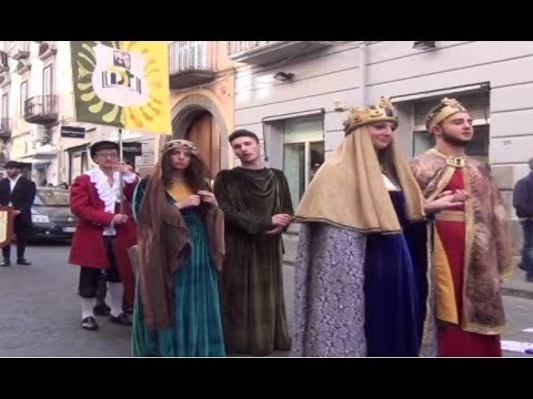 Aversa (CE) - I 995 anni della Città, sfilata del Corteo Storico (08.05.17)