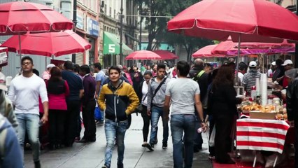 Entdecke die Schönheit von Mexiko-Stadt in dieser beeindruckenden Collage 🇲🇽