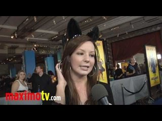 SAMANTHA DROKE Interview at "MEGAMIND" 3D Premiere
