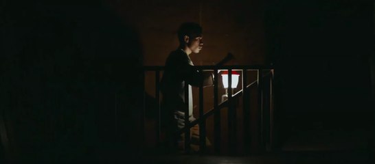 Llega de noche - Tráiler en español del thriller de terror