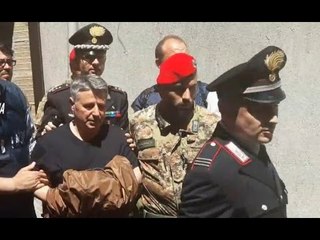 Descargar video: Platì (RC) - 'Ndrangheta, arrestato il latitante Rocco Barbaro (09.05.17)