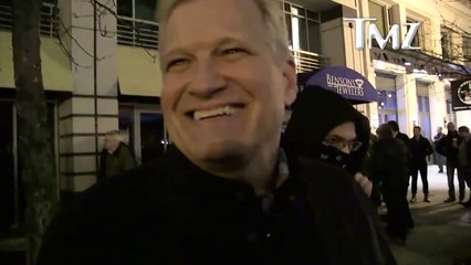 Drew Carey Wanders into Violent Anti-Trump Rally in D.C. _ TMZ-heFnDmi4VME