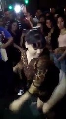 Drunk Lady Dancing - Vine