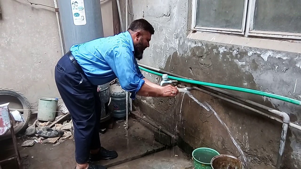 VERY FUNNY VIDEO