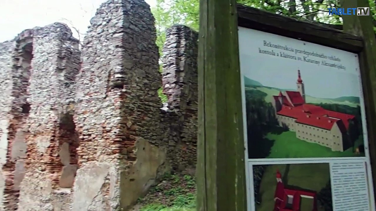 TURISTIKA: Kostol a kláštor svätej Kataríny pri Dechticiach