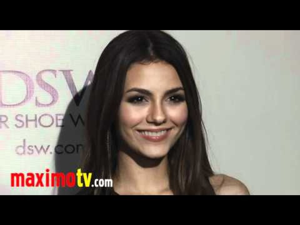 VICTORIA JUSTICE at Supermodels Unlimited Magaz...