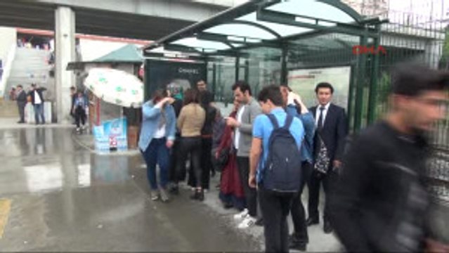 Aniden Bastıran Yağmura Yakalananların Zor Anları