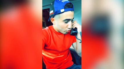 Un jeune homme essaie de conduire un train !